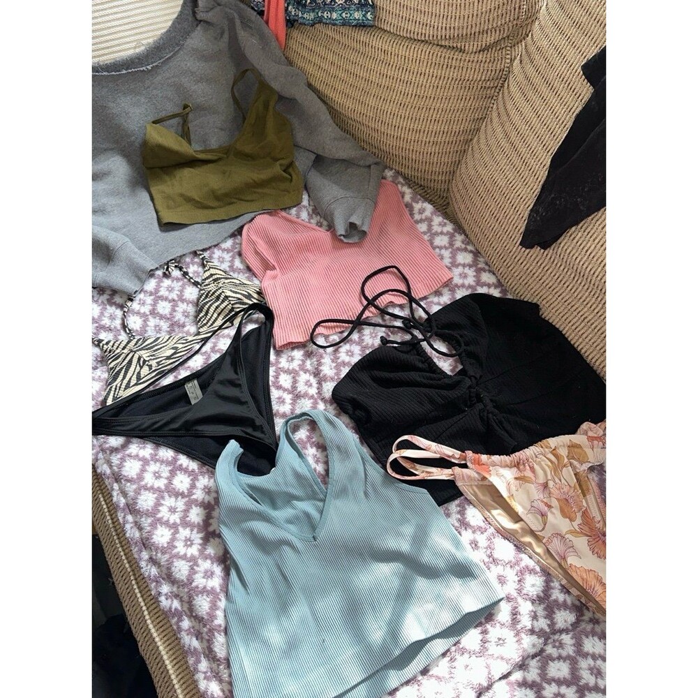 Women’s size medium bundle